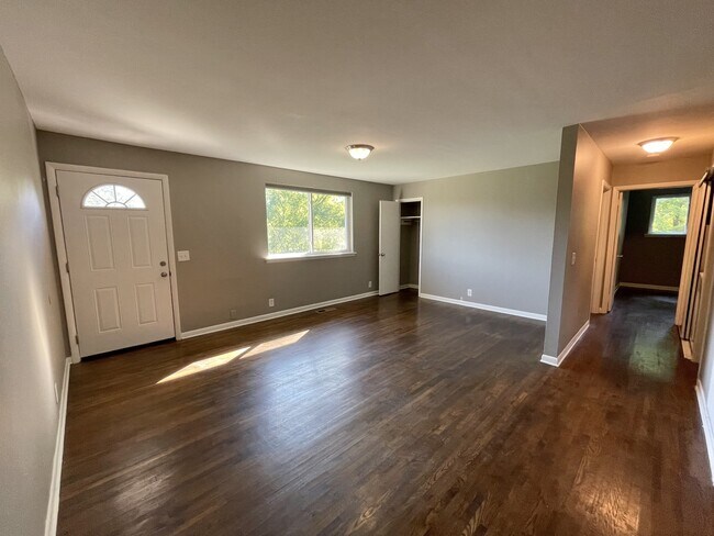 Foto del edificio - 276 Ivywood Dr