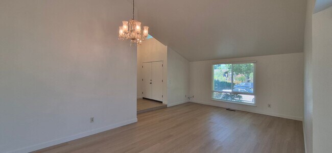 Foto del edificio - 5023 Oakbrook Cir