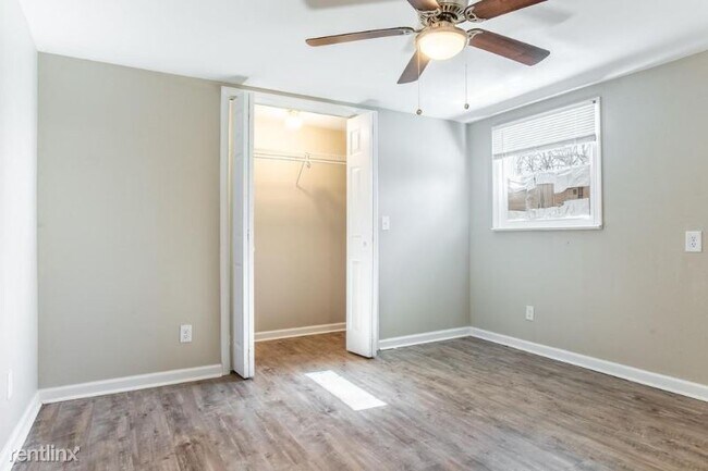 Building Photo - 8342 Iris Dr