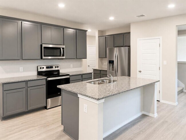 Building Photo - 2156 Griffith Dr