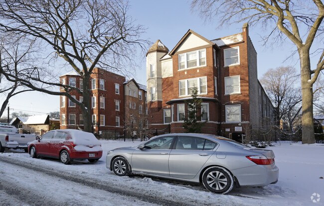 Foto del edificio - 7041 S Bennett Ave