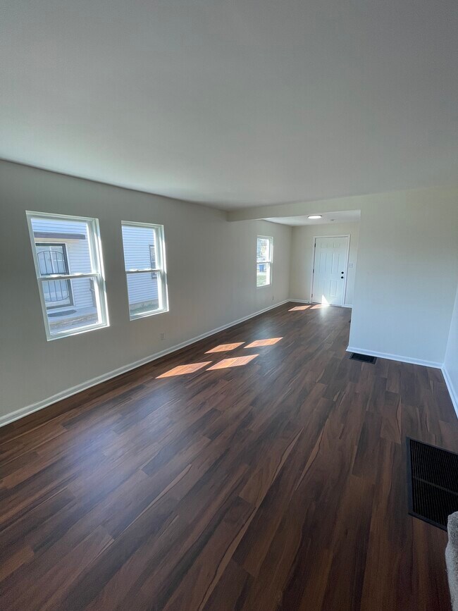 Foto del edificio - 1290 E 25th Ave