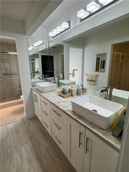 Foto del edificio - 16843 Boca Delray Dr