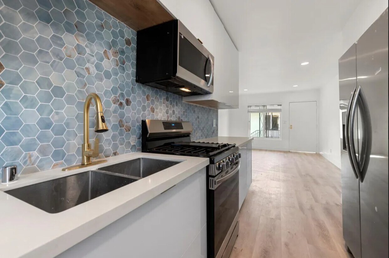 2918-2932 Dickens St, San Diego, CA 92106