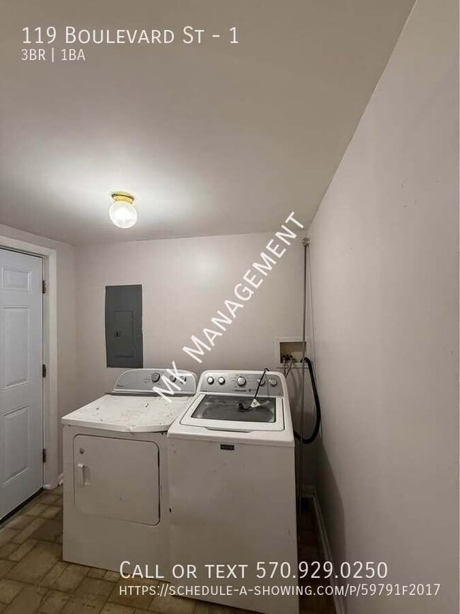 Building Photo - 119 Boulevard St