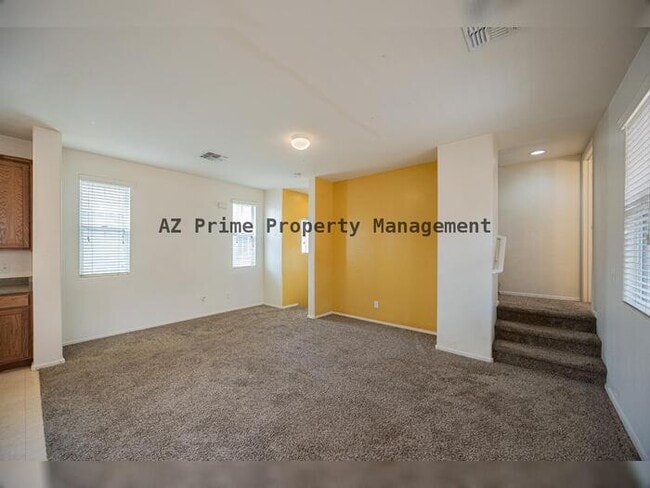 Building Photo - 2032 N 78th Glen