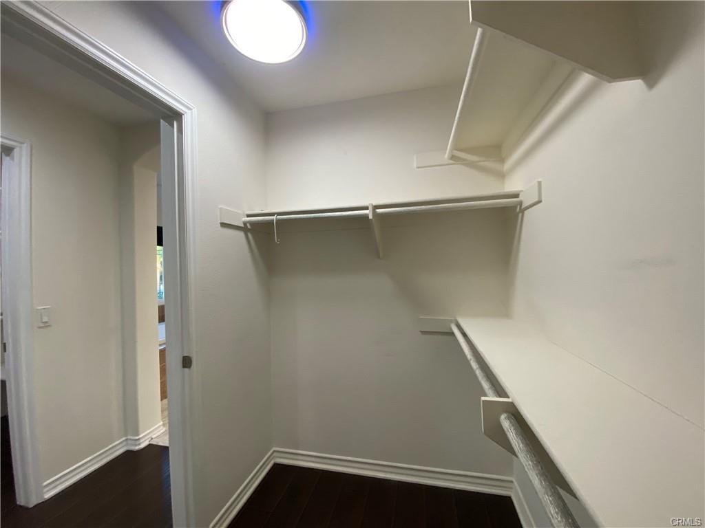 Primary Photo - 19303 Cohasset St