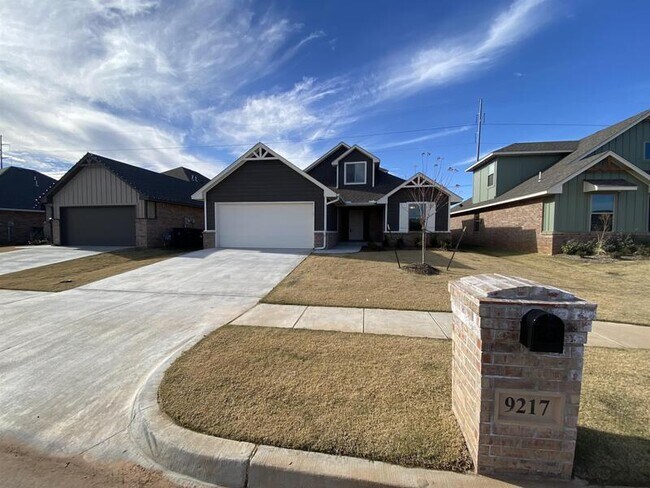 Building Photo - 9217 Poppey Place