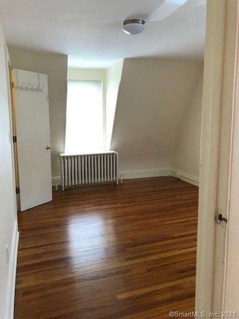 Building Photo - 33 Holcomb Ave