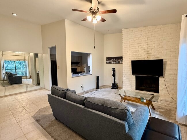 Building Photo - 2001 Bering Dr