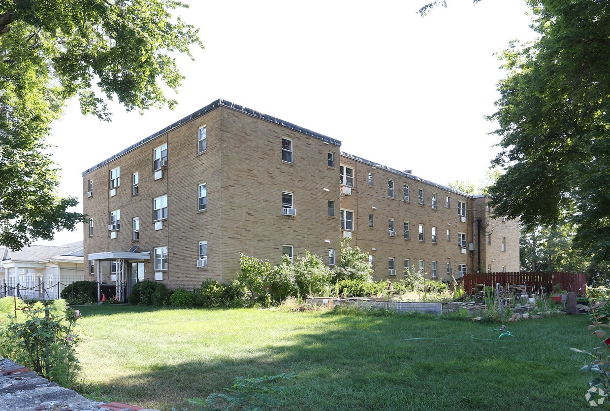 Primary Photo - 48 South St