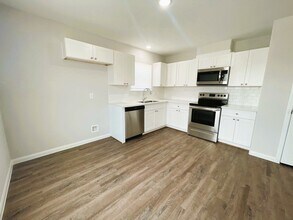 Building Photo - 340 Rd 5105