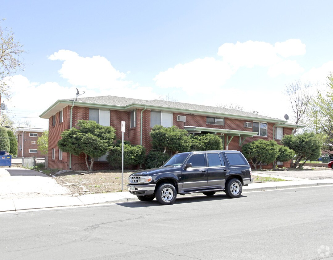 Building Photo - 5330 S Elati Dr