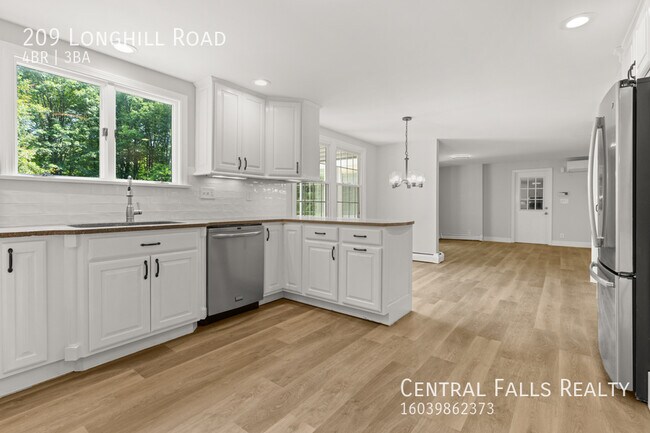 Foto del edificio - Single Family House for Rent!
