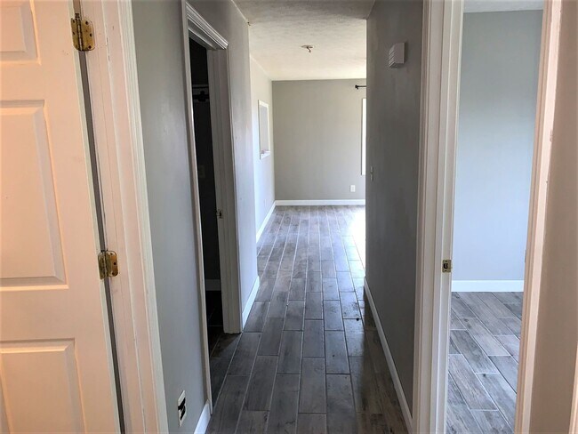 Foto del edificio - 3 bedroom / 2 bath One Level Home Johnson ...
