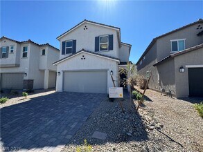 Building Photo - 3765 Tijeras Ave