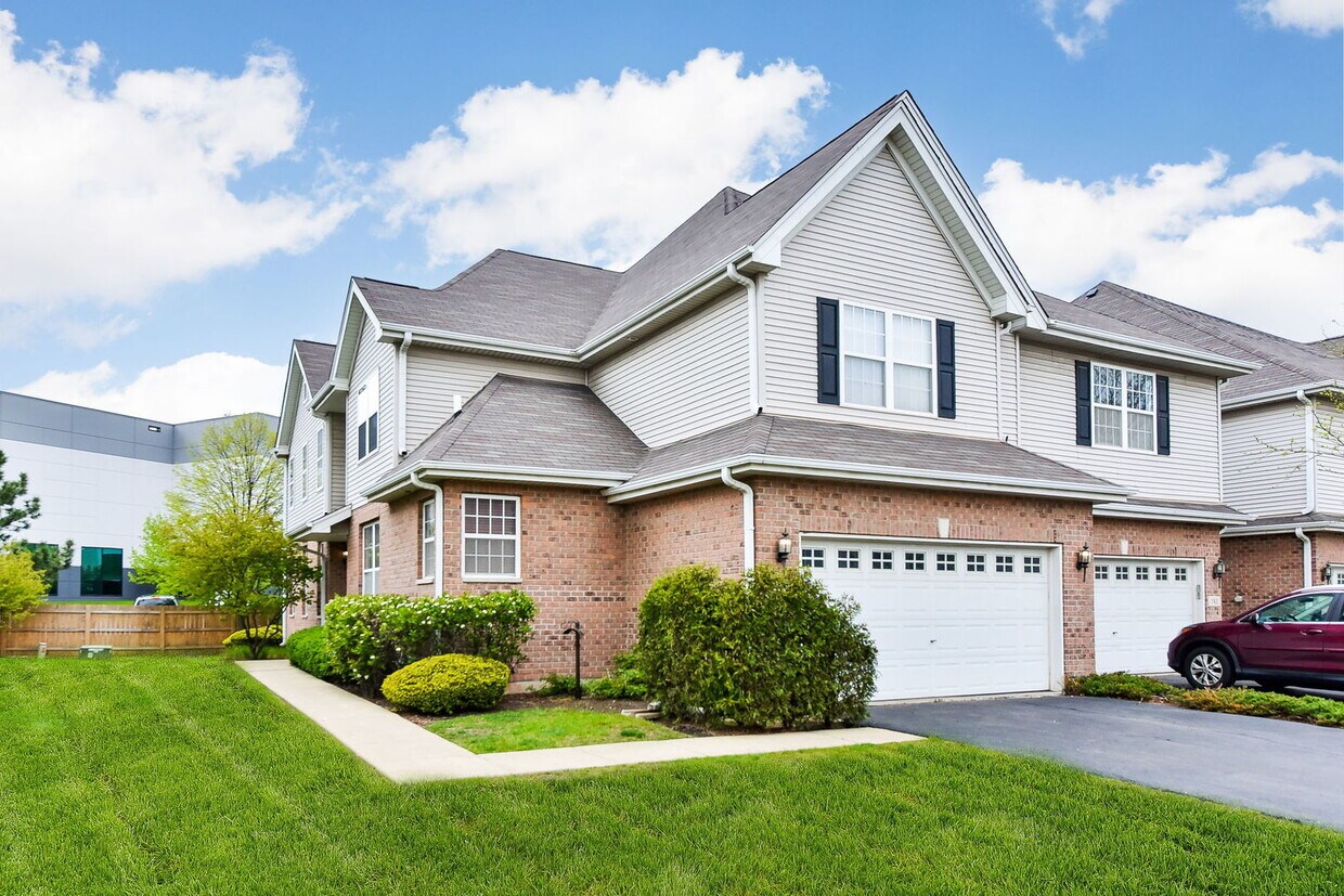 134 Auburn Hills Ln, Addison, IL 60101 Townhome Rentals in Addison IL