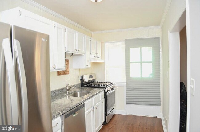 Foto del edificio - 3209 Woodring Ave