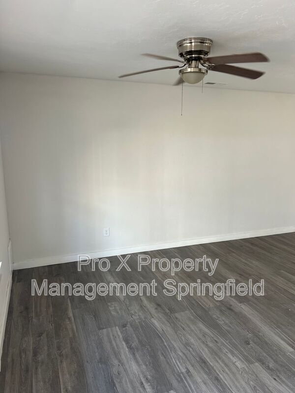 Foto del edificio - 1617 N Jefferson Ave