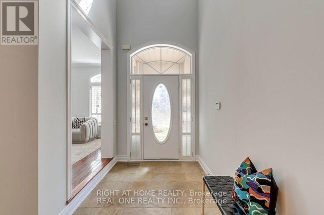 Building Photo - 96 Spring Azure Crescent