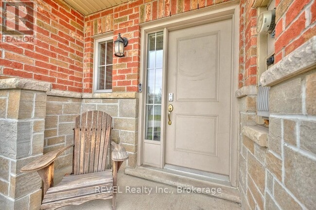 Photo du bâtiment - 67 Redcedar Cresent