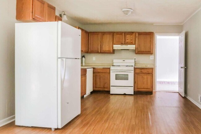 Building Photo - 220 Belmont Farms Dr
