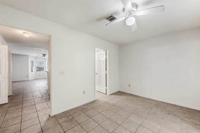 Foto del edificio - 3238 Alabama St