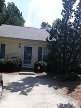Building Photo - 412 Twin Eagles Dr