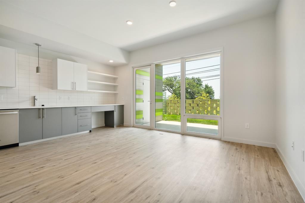 Foto principal - 4004 Banister Ln