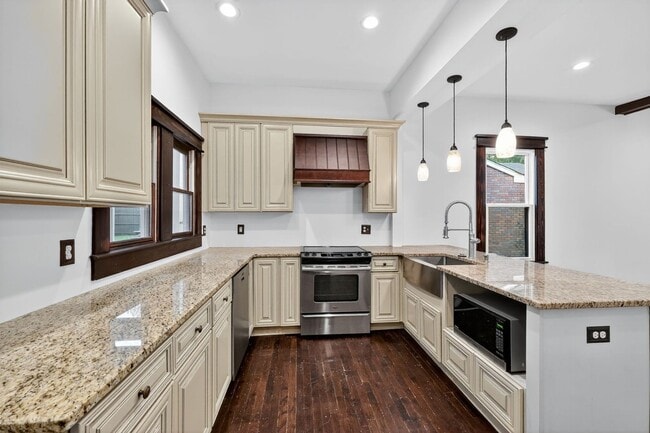 Foto del edificio - 937 Mansfield St