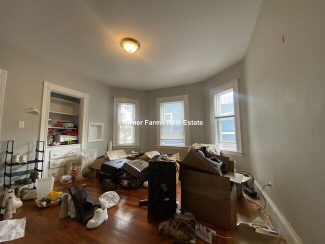 Foto del edificio - 173 Rindge Ave