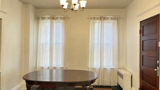 Foto del edificio - 12 Delaware Ter