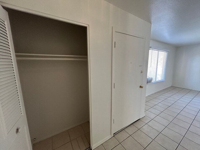 Foto del edificio - 5744 N 44th Ave