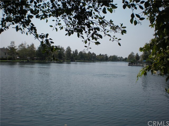 Foto del edificio - 108 Lakeside Dr