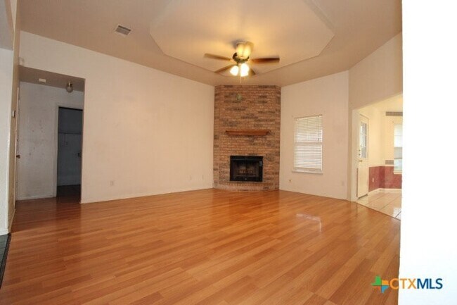 Building Photo - 4209 Adobe Dr