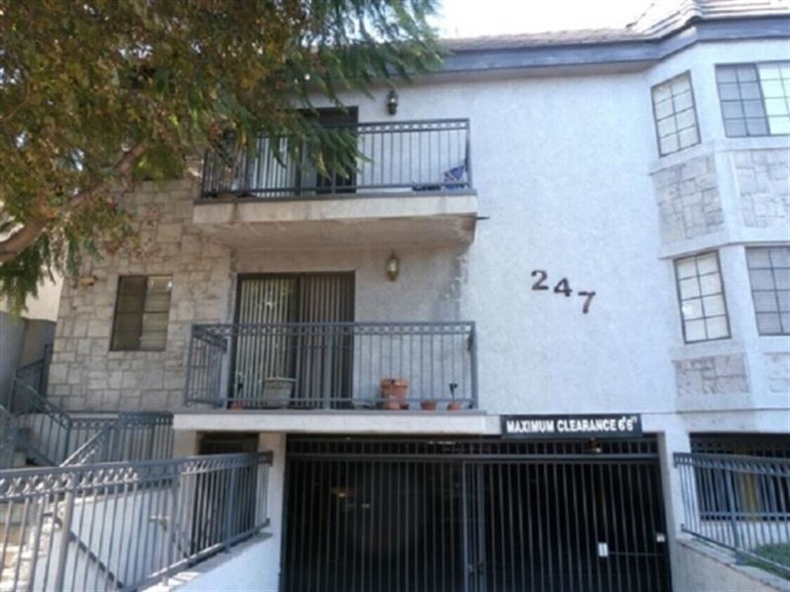 Building Photo - 247 West Verdugo