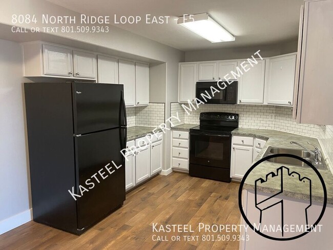 Foto del edificio - 8084 N Ridge Loop E