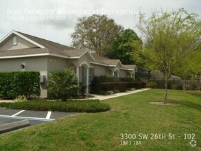 Building Photo - 3300 SW 26th St