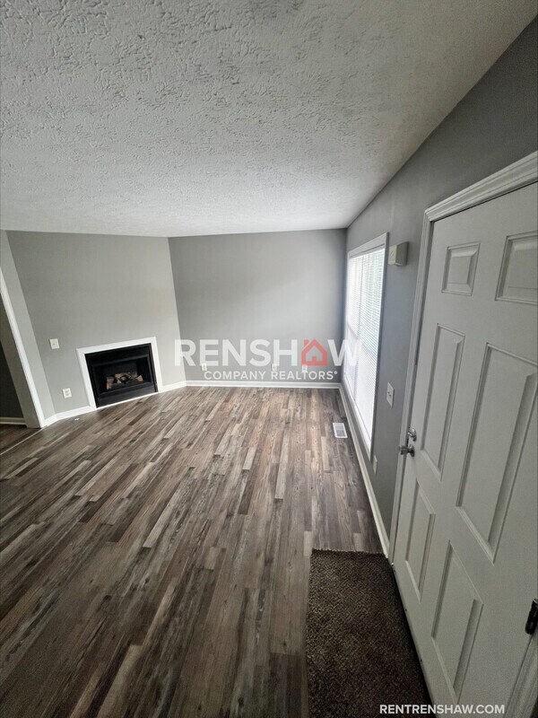 Foto del edificio - 161 Cloverdale St