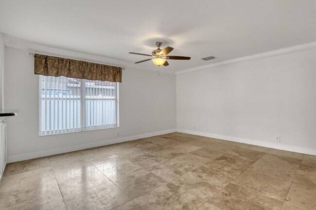 Building Photo - 5877 Las Colinas Cir