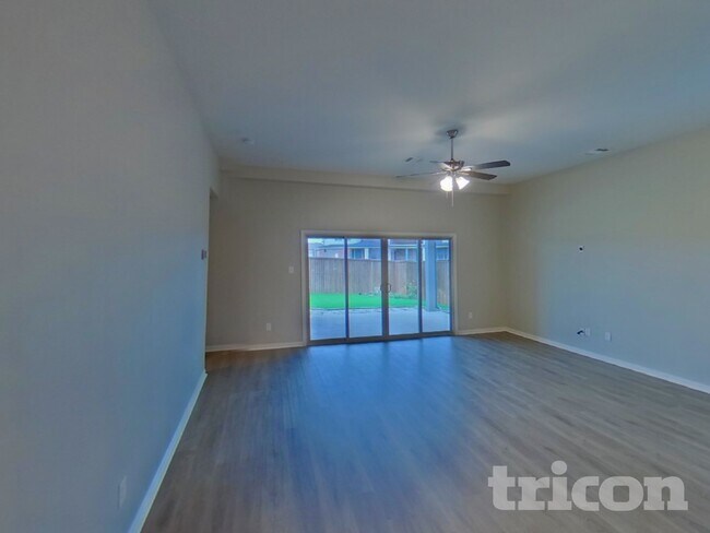 Building Photo - 345 Forage Dr