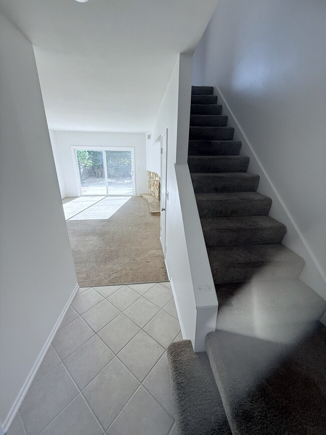 Building Photo - 3737 Portofino Way