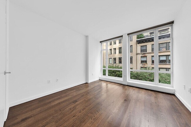 Building Photo - 133 W 22nd St