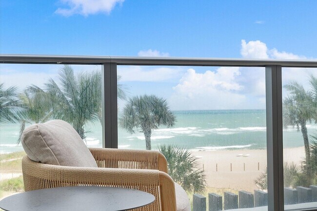 Foto del edificio - 1116 N Ocean Blvd