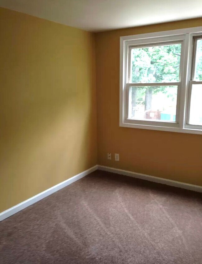 Foto del edificio - 3 Bedroom Rental in Halethorpe