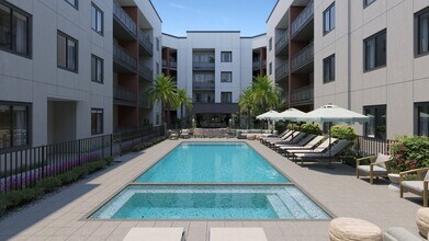 Building Photo - Aura Uptown