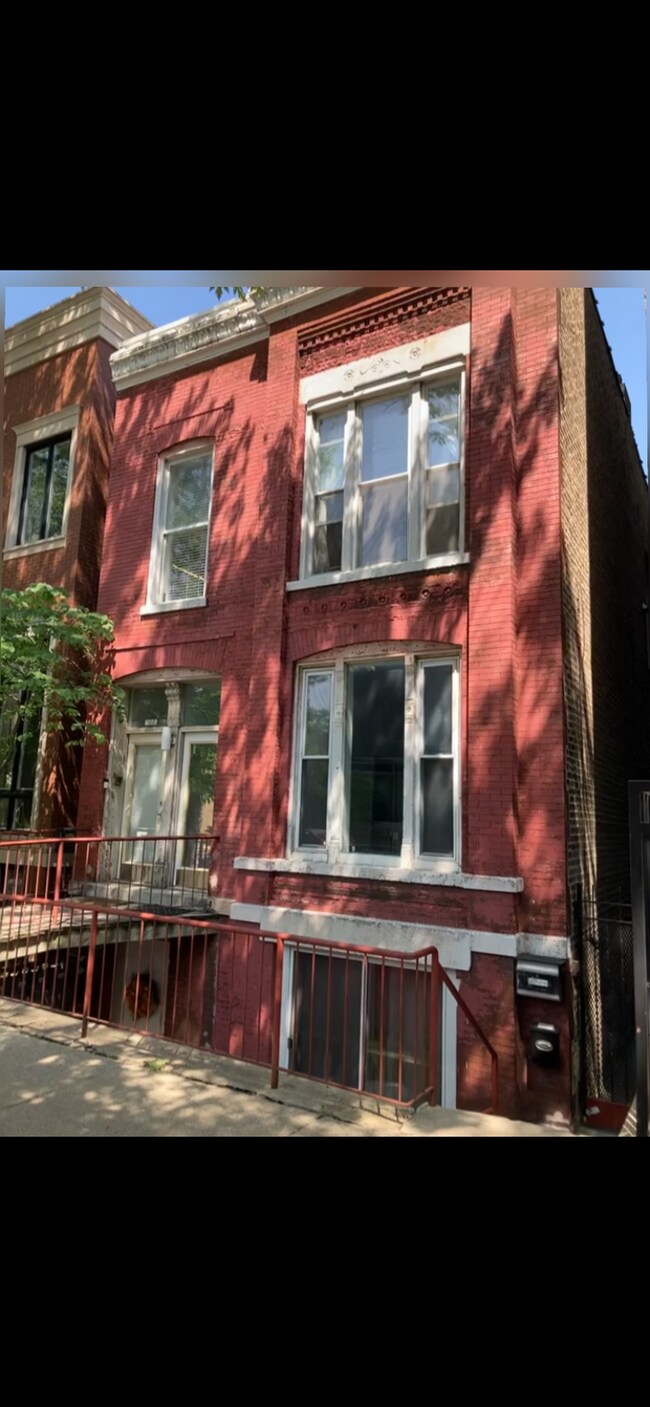 Foto del edificio - 1645 N Wolcott Ave