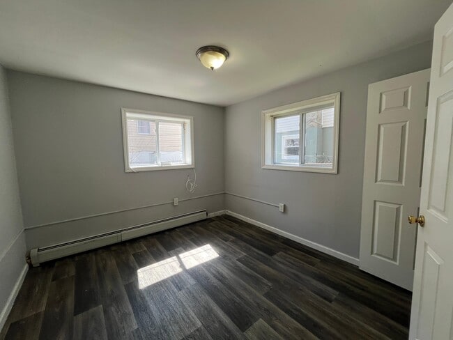 Foto del edificio - 98 Old Bergen Rd