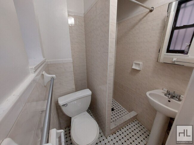 Foto del edificio - WEST 45 STREET