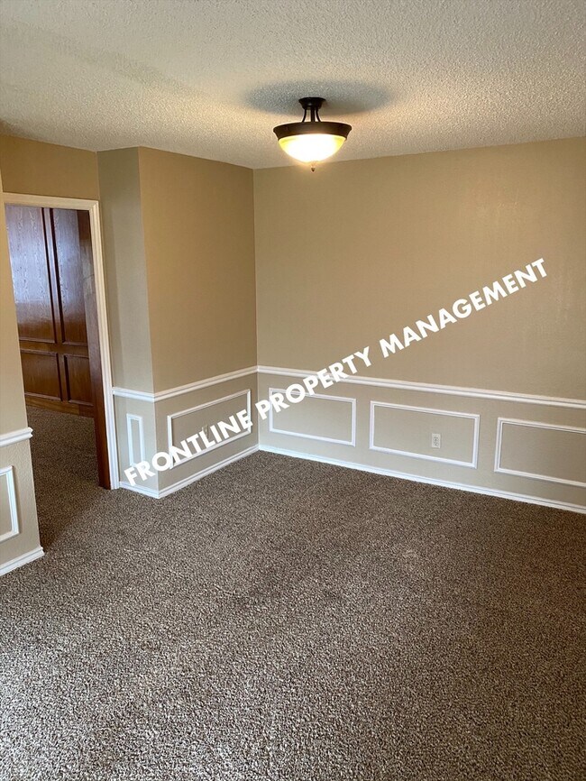 Foto del edificio - 4029 St Christopher Ln